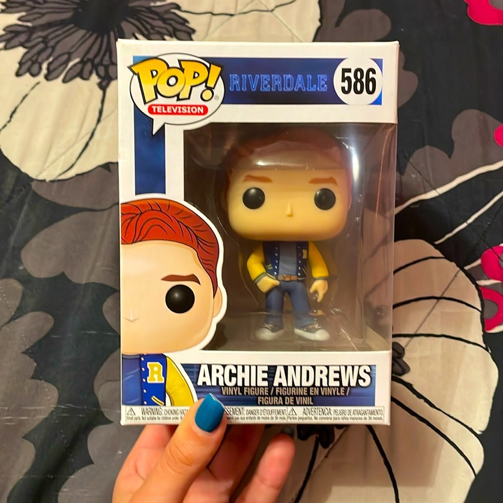 ARCHIE ANDREWS RIVERDALE FUNKO POP! #586 *NEW IN BOX*